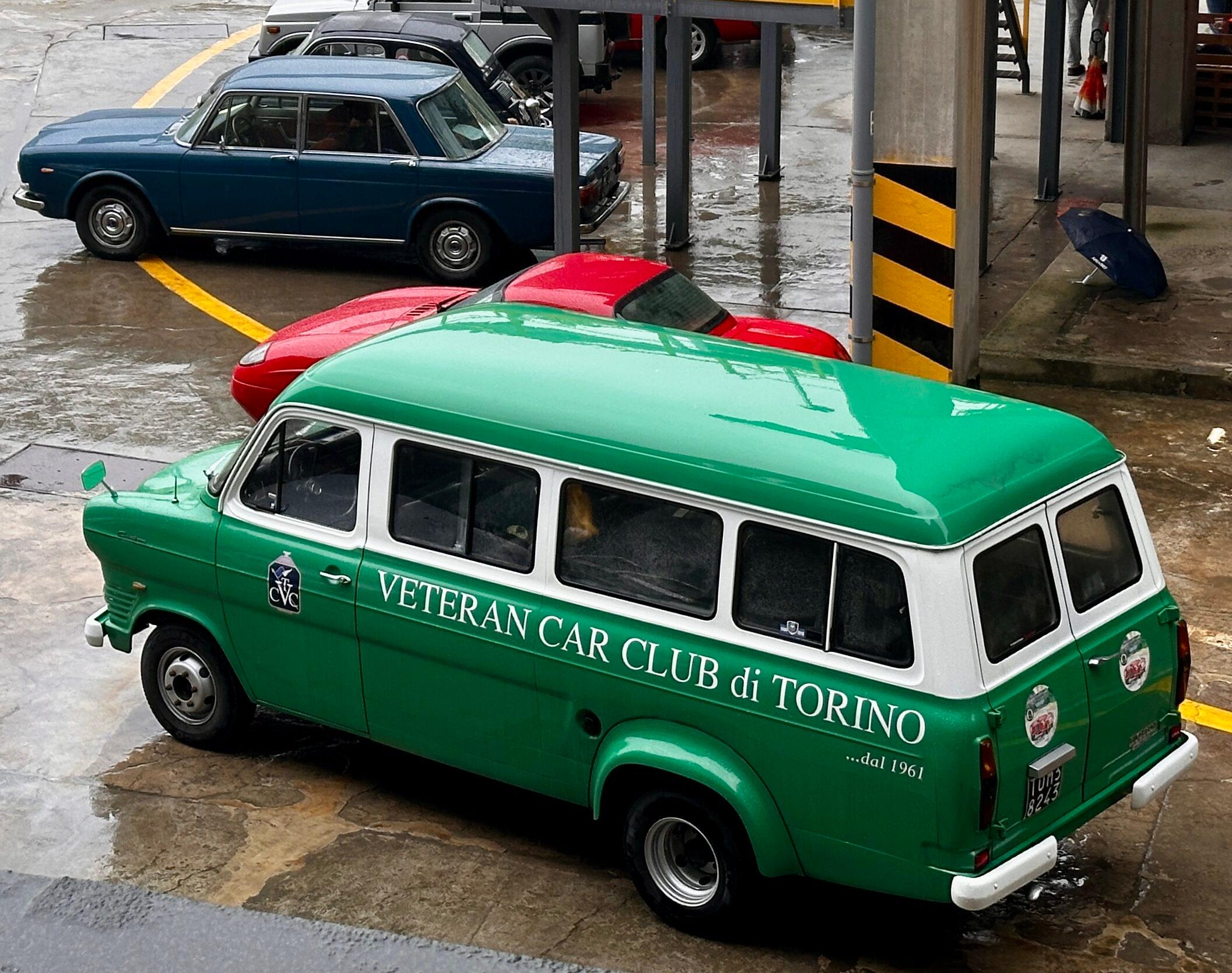 Il Veteran Car Club di Torino ospite in AREA907 per l’annuale Gita di San Martino